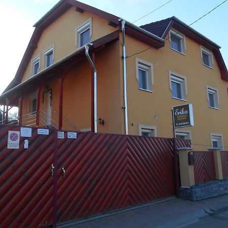 Erika Vendeghaz Hotel Eger Exterior photo