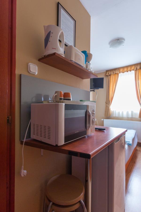 Erika Vendeghaz Hotel Eger Exterior photo